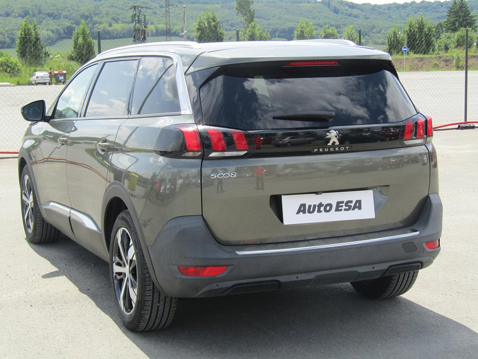Peugeot 5008 1.6HDi 