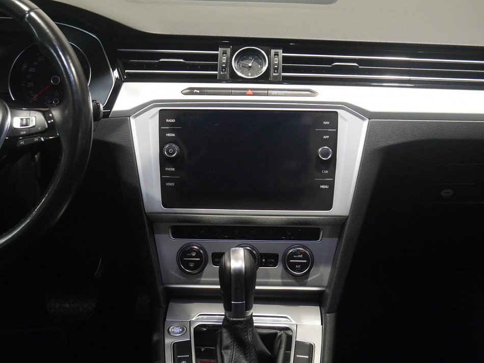 Volkswagen Passat 2.0TDi 