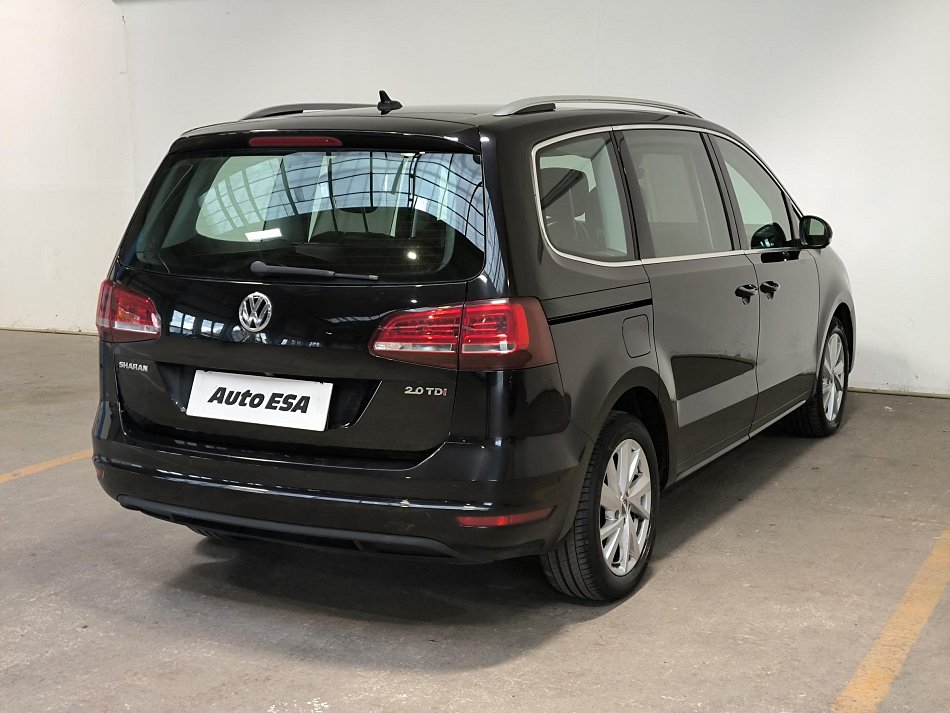Volkswagen Sharan 2.0TDi Highline