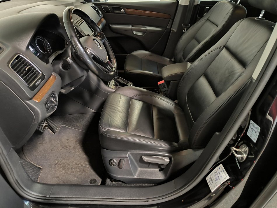 Volkswagen Sharan 2.0TDi Highline