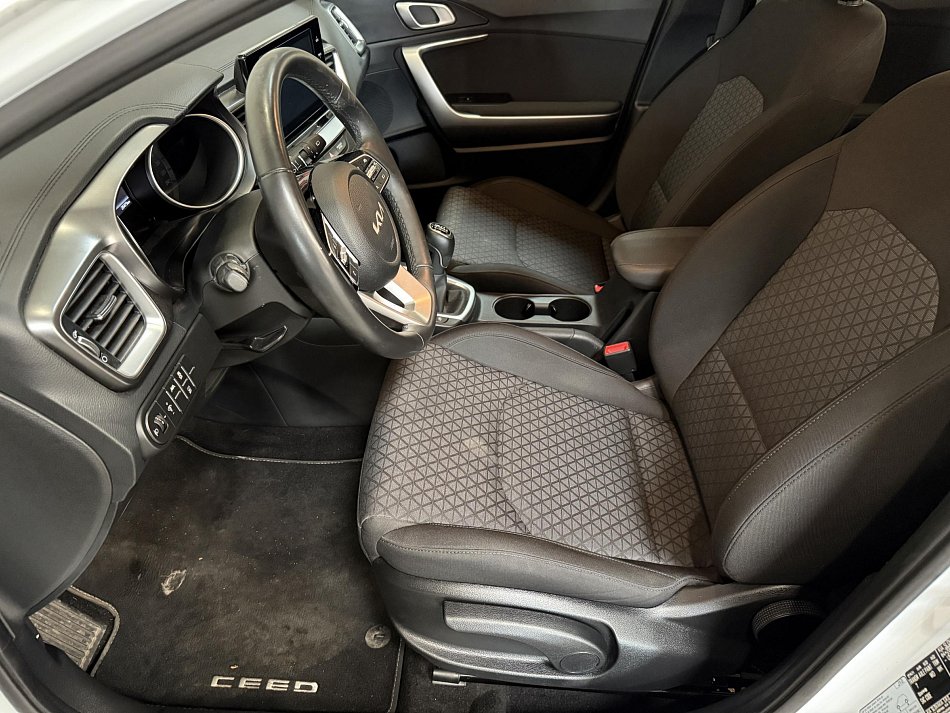 Kia Ceed 1.5T-GDi 