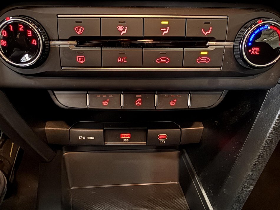 Kia Ceed 1.5T-GDi 