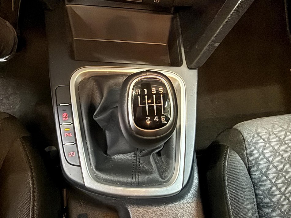 Kia Ceed 1.5T-GDi 