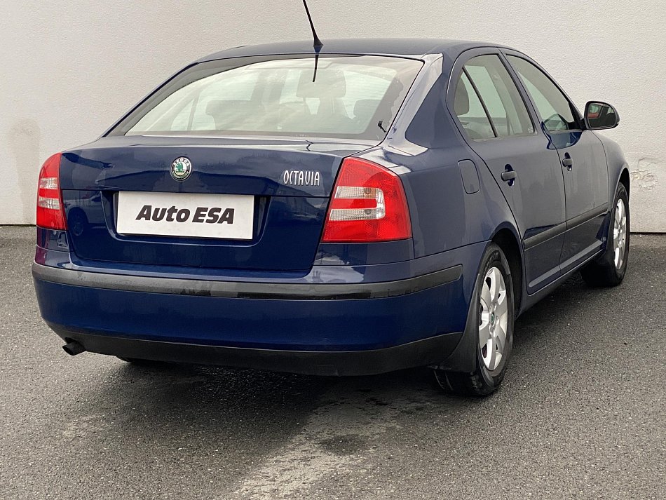 Škoda Octavia II 1.6  Tour
