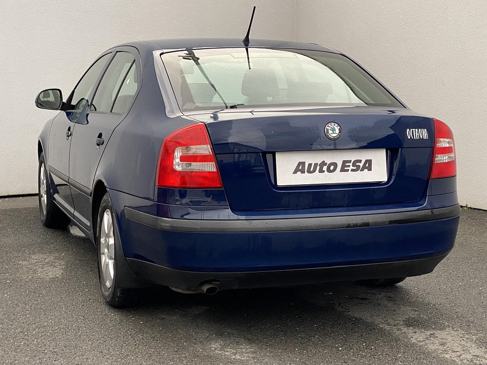 Škoda Octavia II 1.6  Tour
