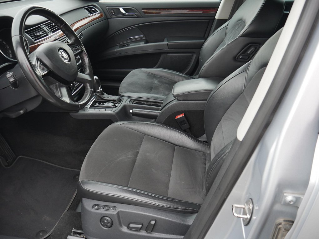 Škoda Superb II 2.0 TDi Elegance 4x4