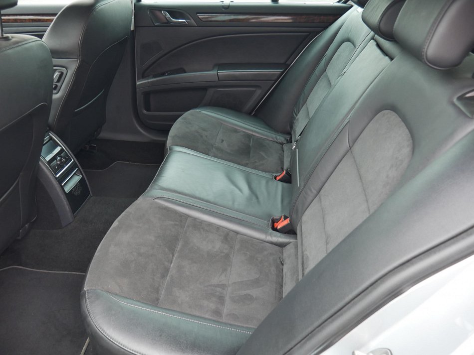 Škoda Superb II 2.0 TDi Elegance 4x4