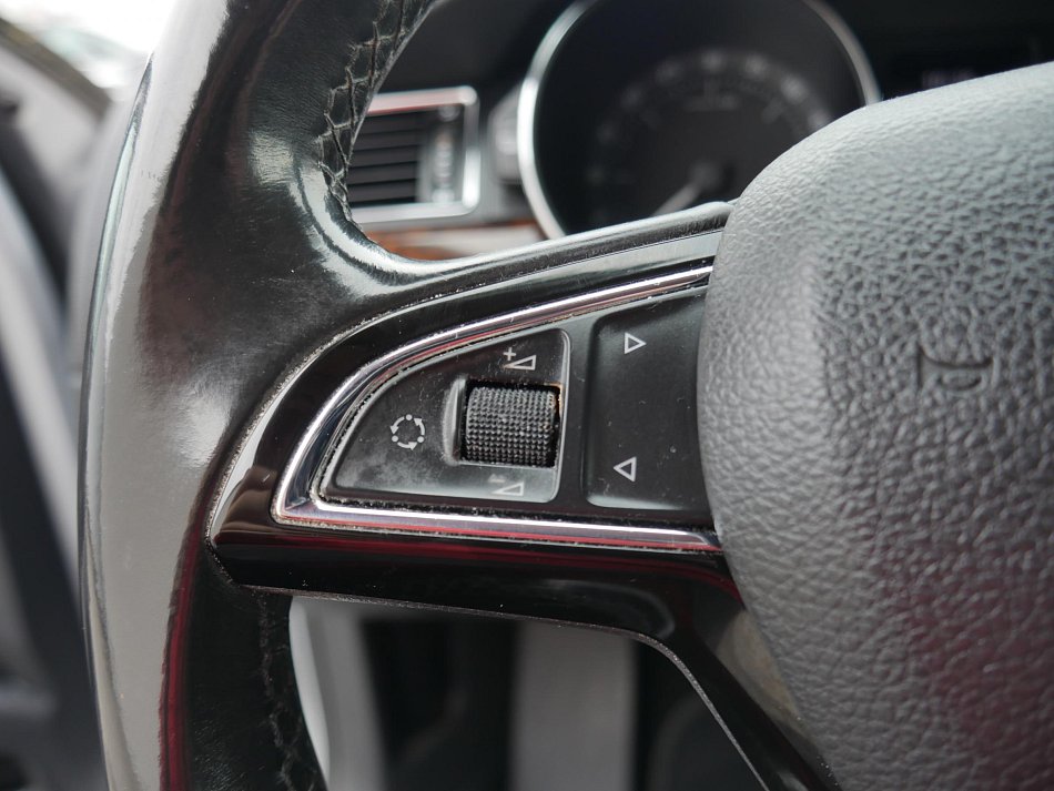 Škoda Superb II 2.0 TDi Elegance 4x4