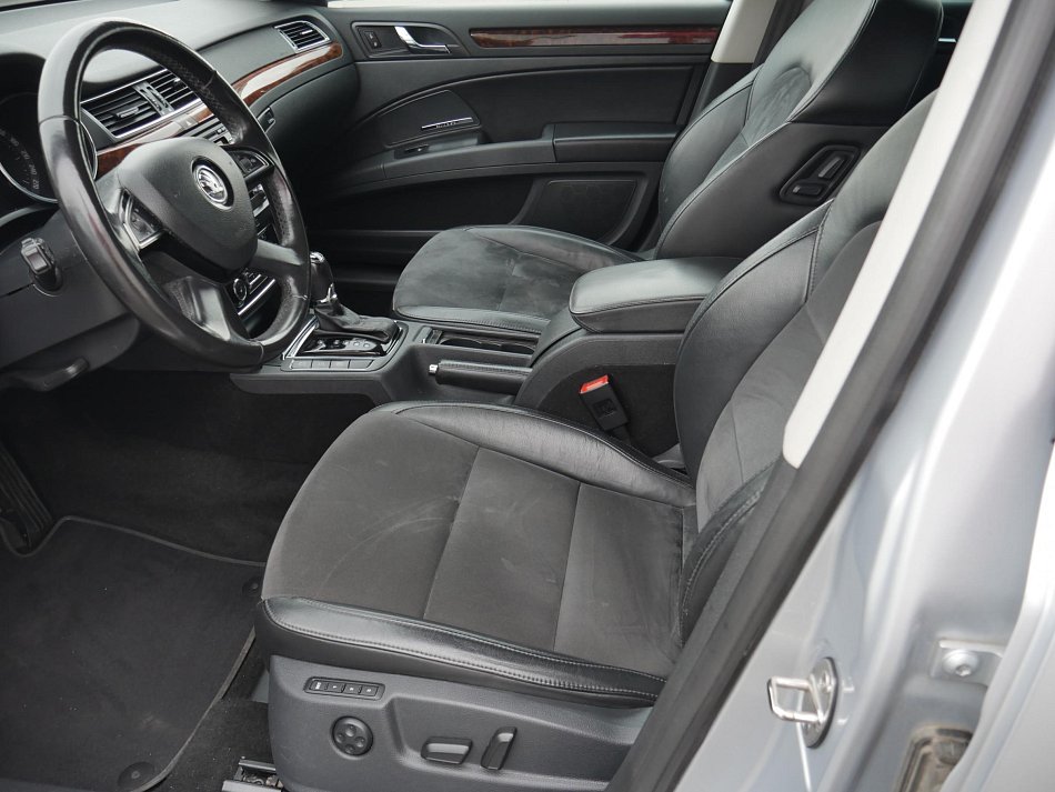 Škoda Superb II 2.0 TDi Elegance 4x4