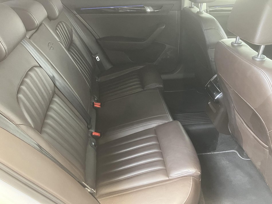 Škoda Superb III 2.0 TDi 