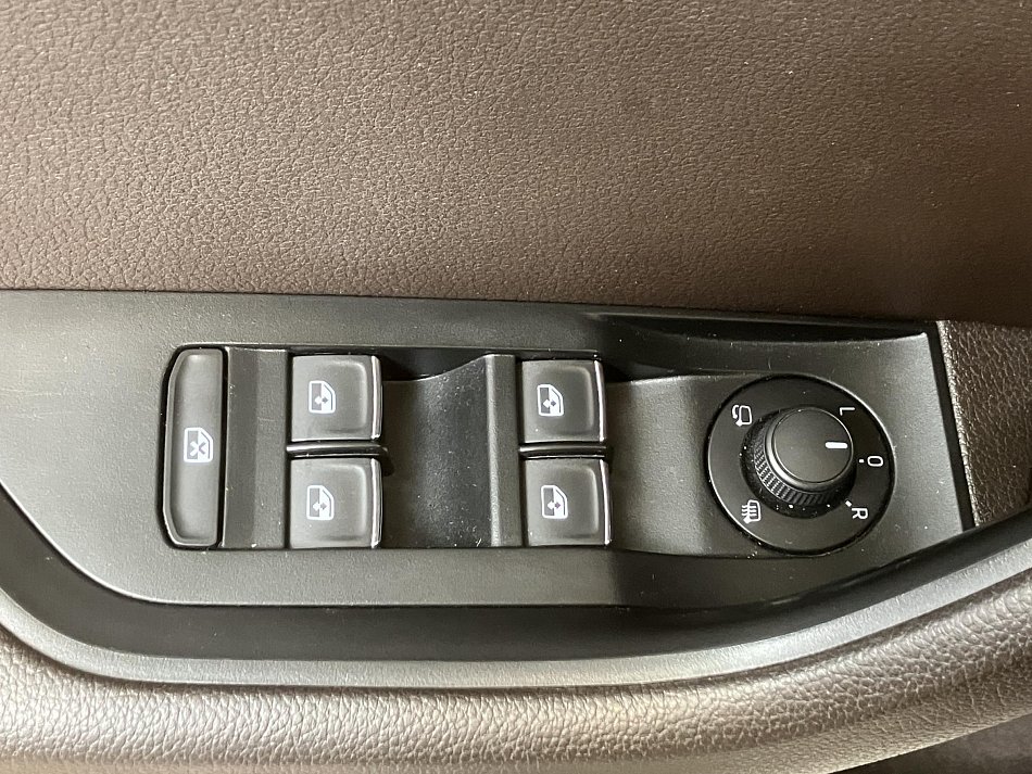 Škoda Superb III 2.0 TDi 