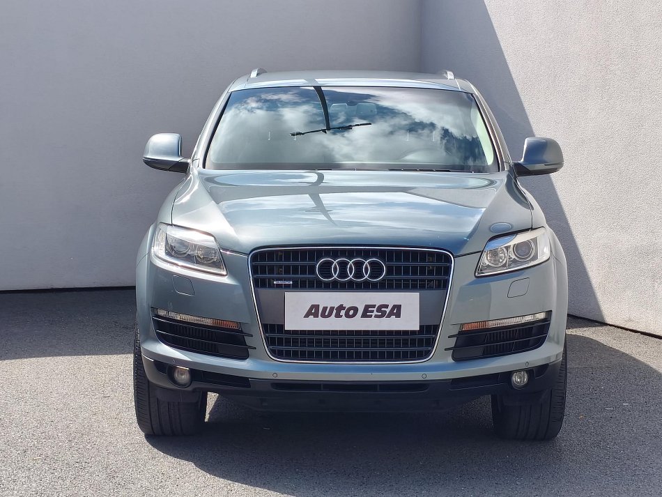 Audi Q7 3.0TDi  Quattro