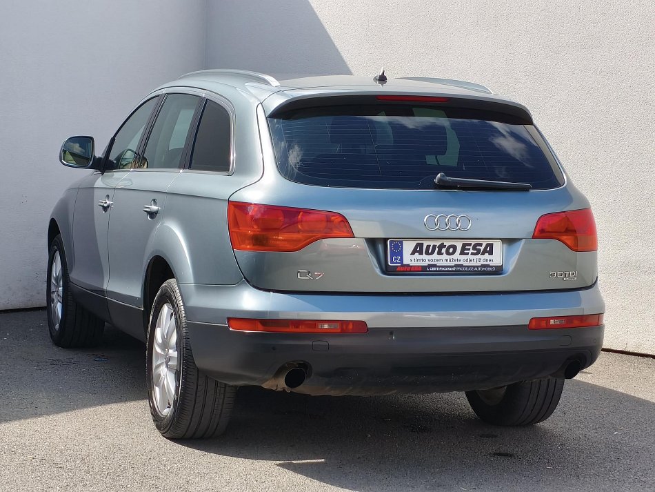 Audi Q7 3.0TDi  Quattro