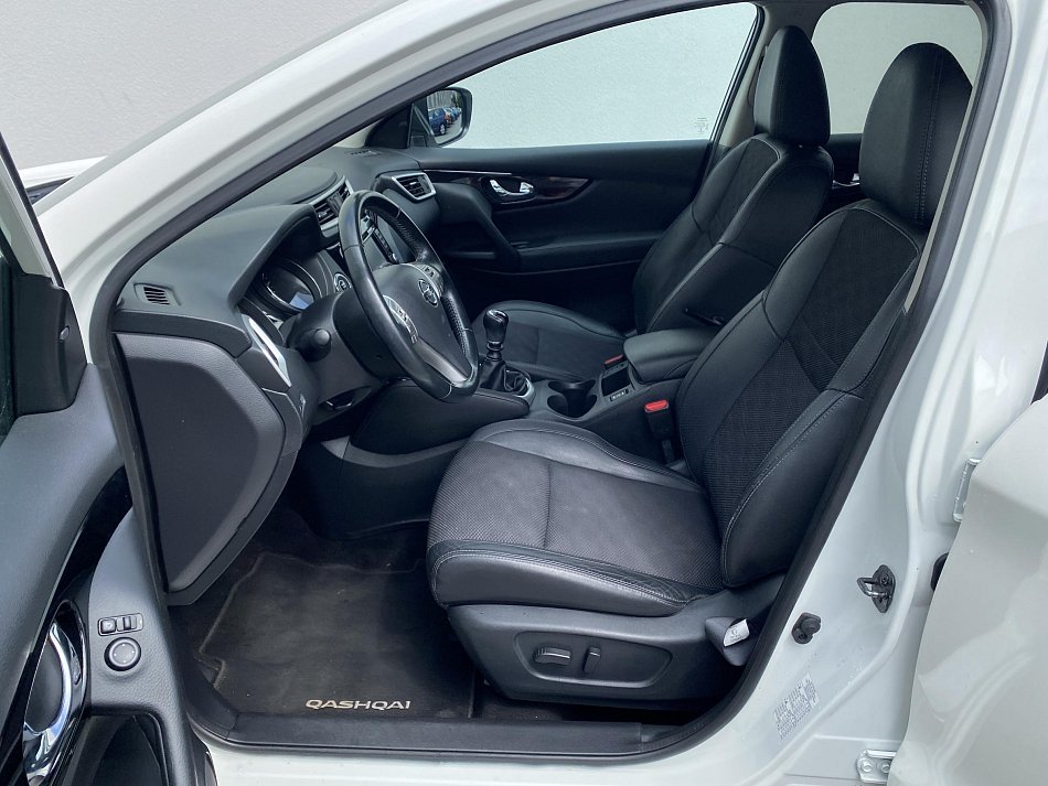 Nissan Qashqai 1.2 DiG-T Tekna