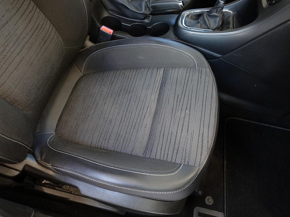 Opel Astra 1.4T 