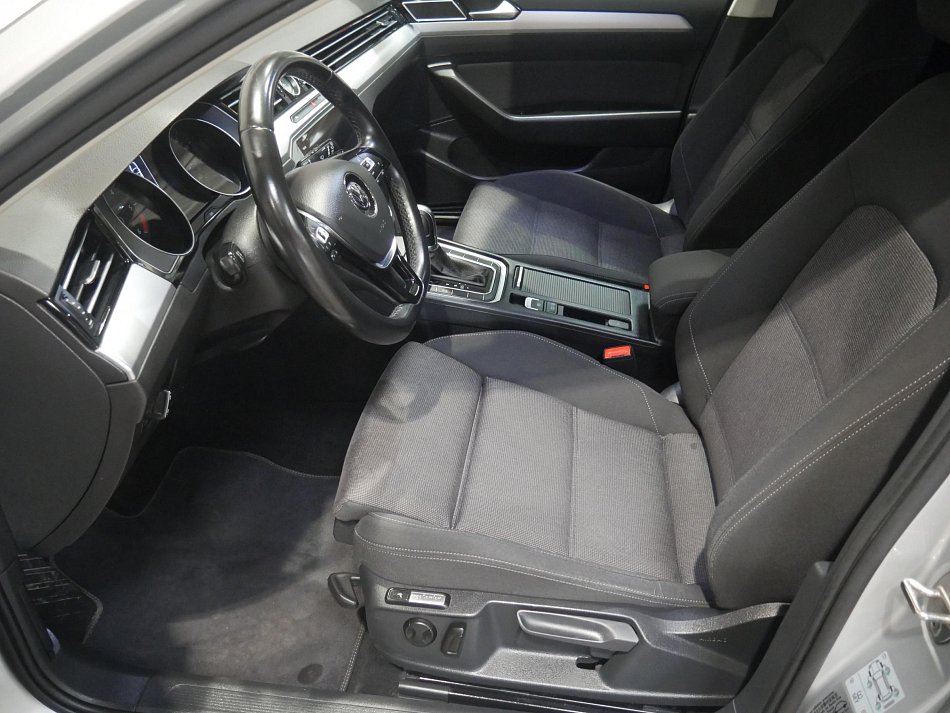 Volkswagen Passat 2.0TDi 