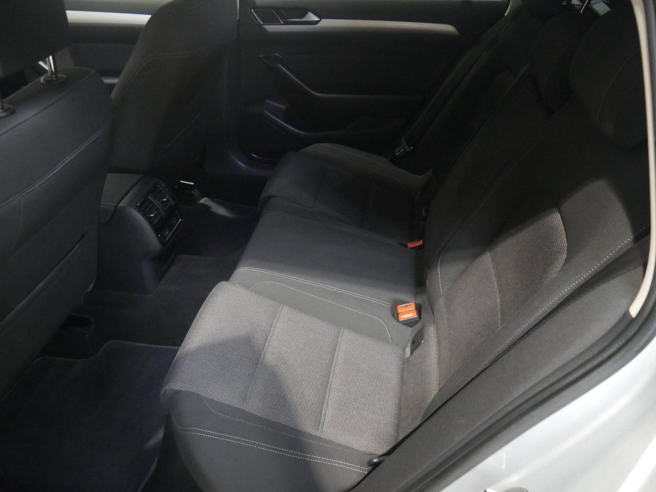 Volkswagen Passat 2.0TDi 