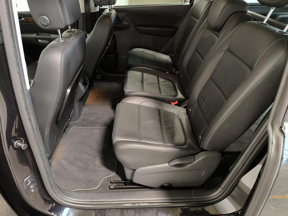 Volkswagen Sharan 2.0TDi Highline