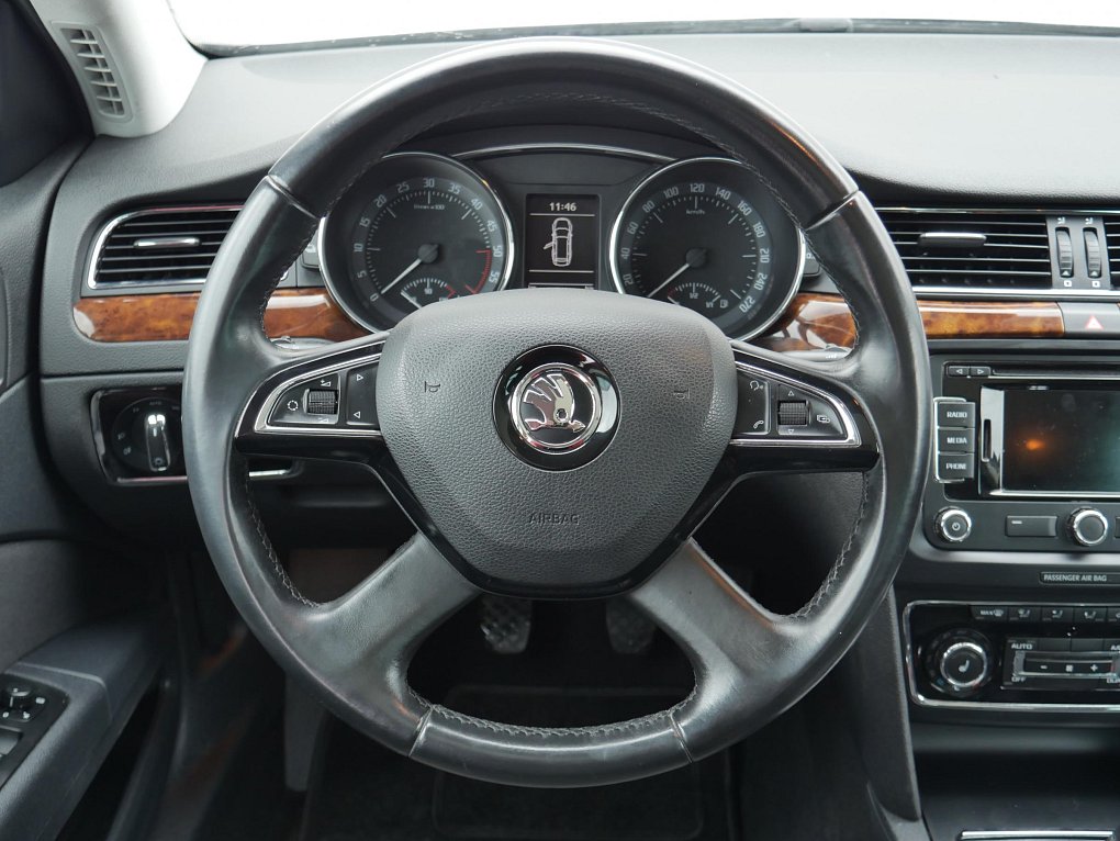 Škoda Superb II 2.0 TDi Elegance