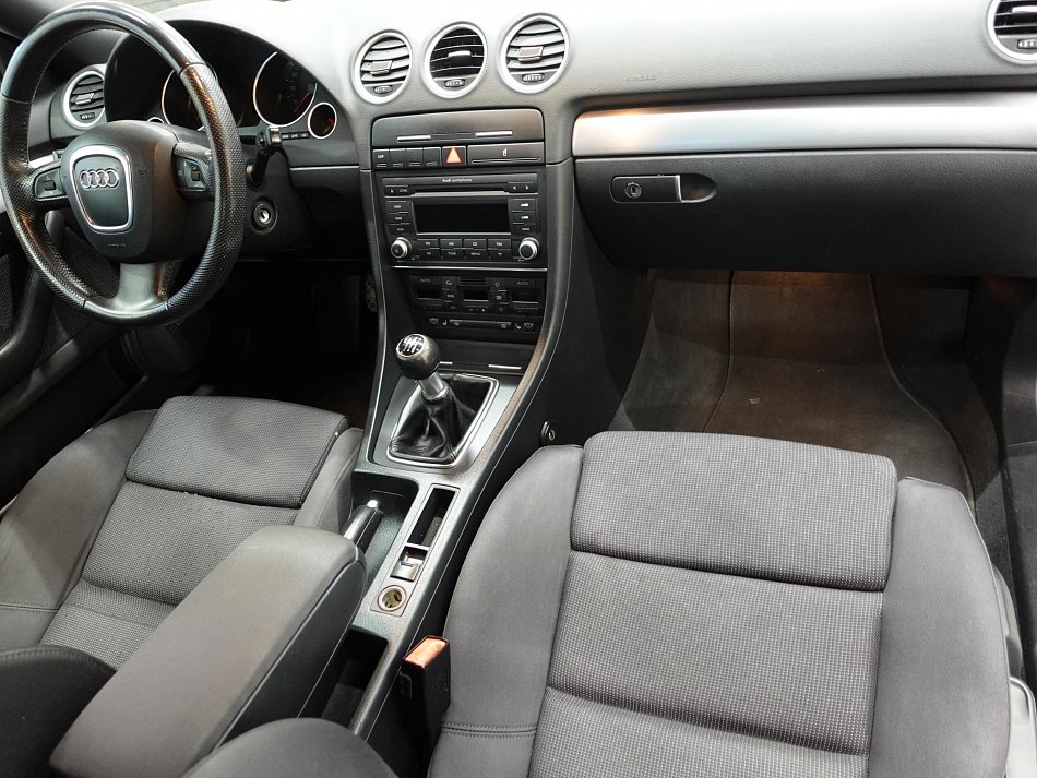 Audi A4 2.0 TDi  Cabriolet