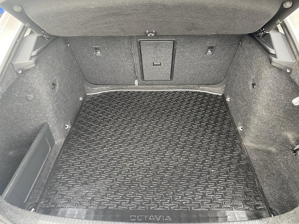 Škoda Octavia III 2.0 TDi 