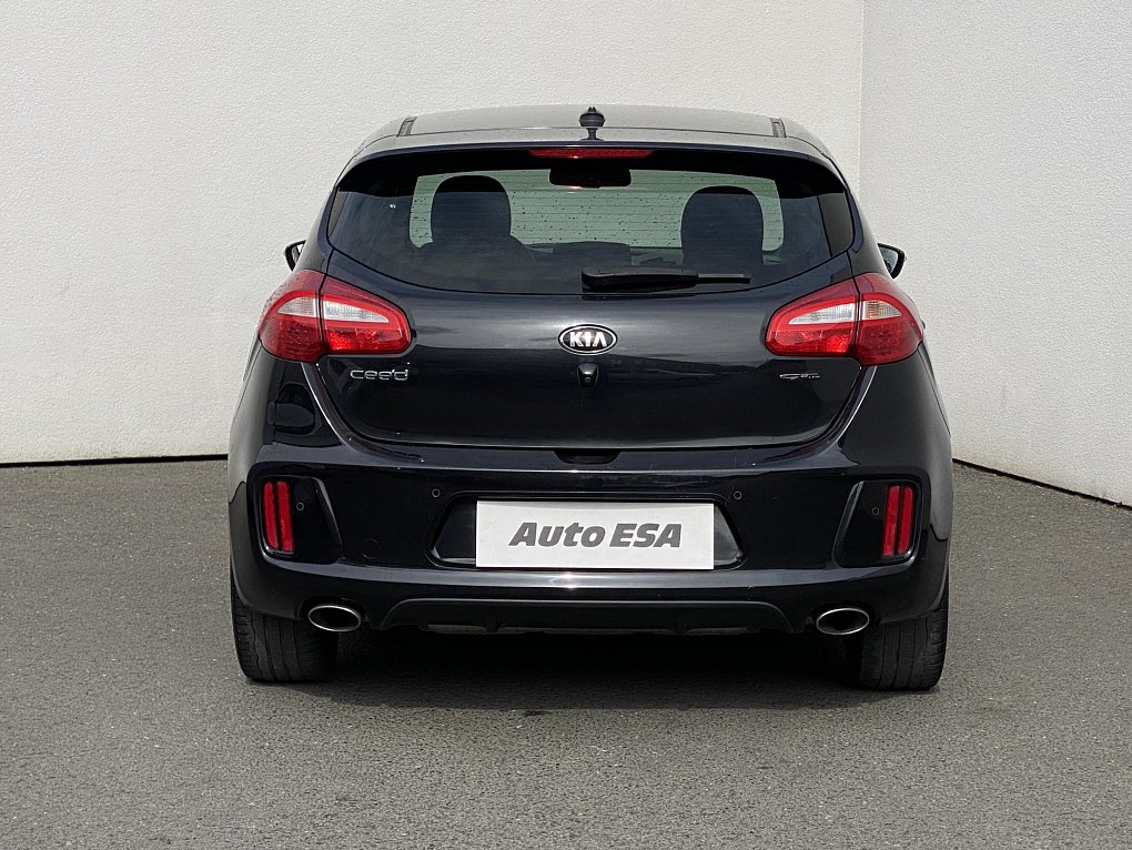 Kia Ceed 1.6 CRDi GT Line