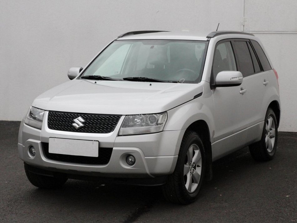 Suzuki Grand Vitara 2.0i 