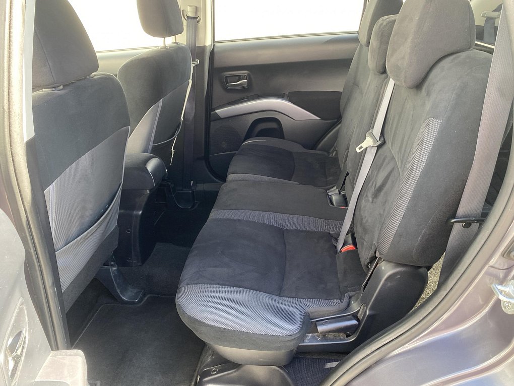 Mitsubishi Outlander 2.2d  4x4, 7míst