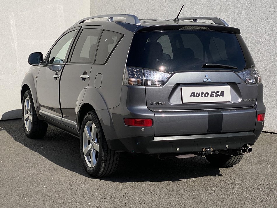 Mitsubishi Outlander 2.2d  4x4, 7míst