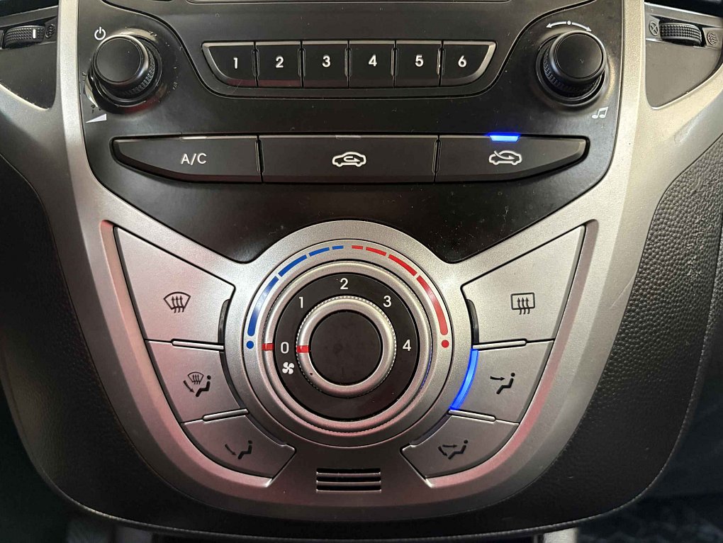 Hyundai Ix20 1.4 VVTi Trikolor
