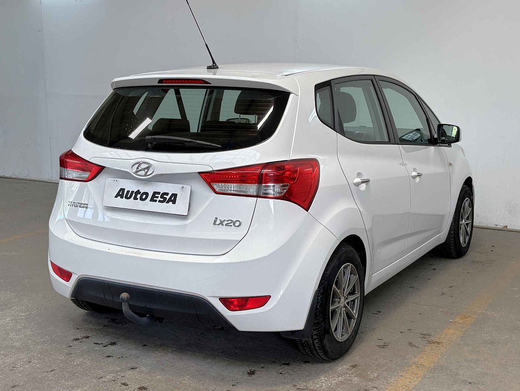 Hyundai Ix20 1.4 VVTi Trikolor