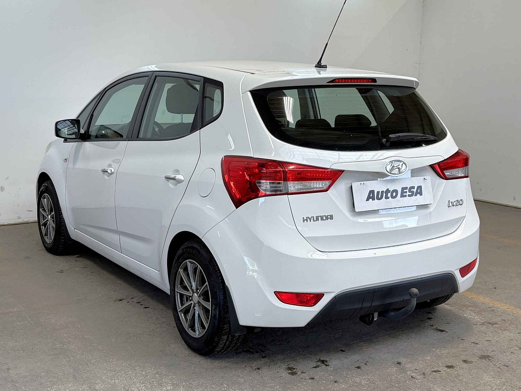 Hyundai Ix20 1.4 VVTi Trikolor