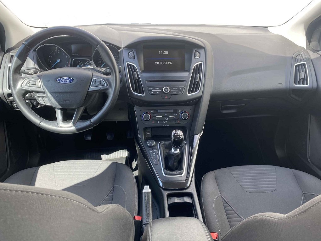 Ford Focus 1.5EB Titanium