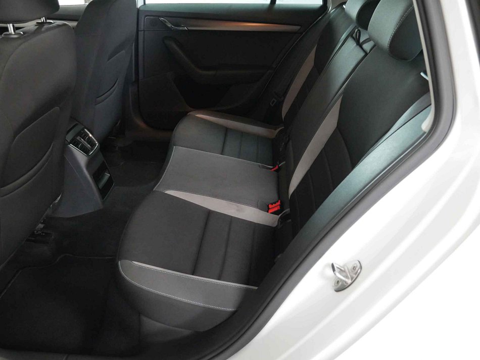 Škoda Octavia III 2.0 TDi Ambition