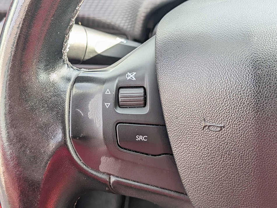Peugeot 2008 1.2PT 