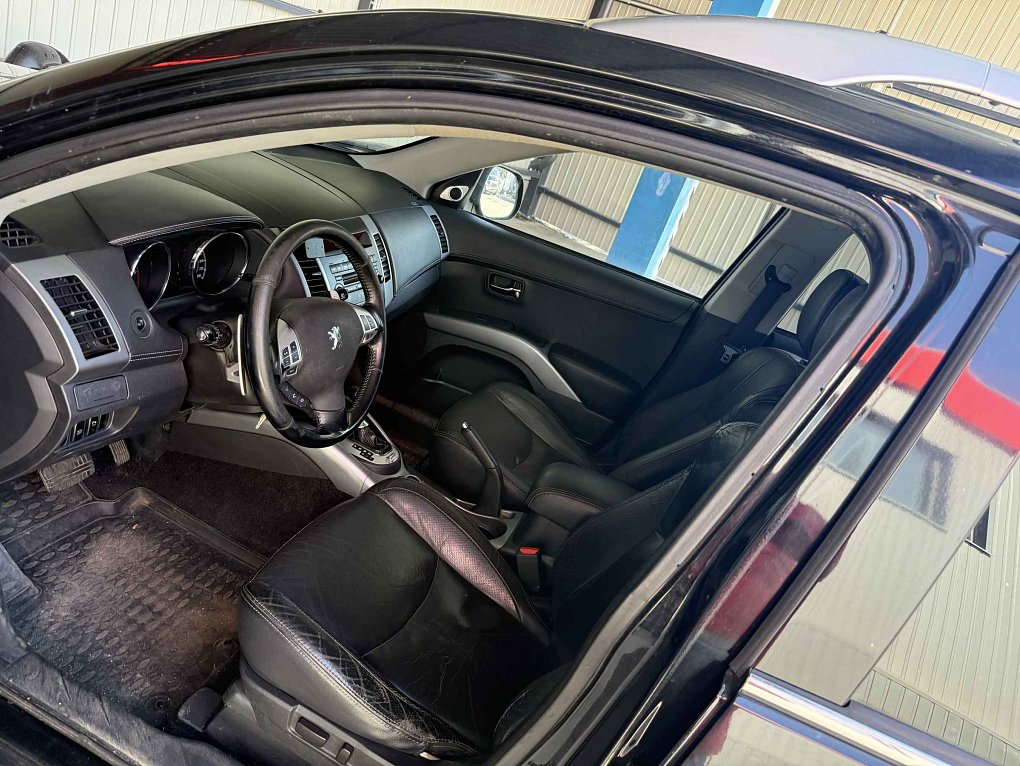 Peugeot 4007 2.2 HDi 