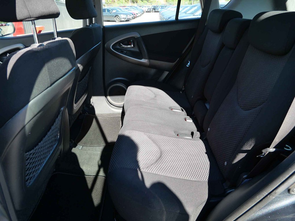 Toyota RAV4 2.2 D4-D  4x4