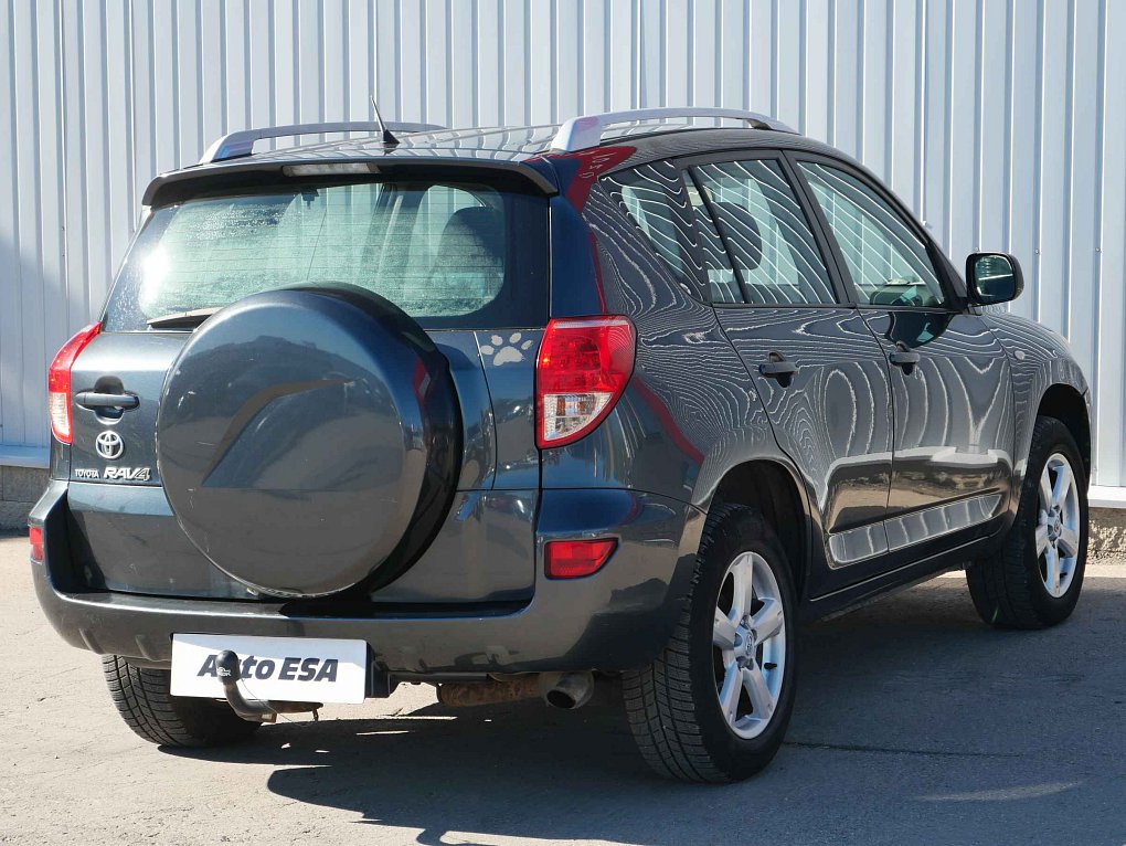 Toyota RAV4 2.2 D4-D  4x4