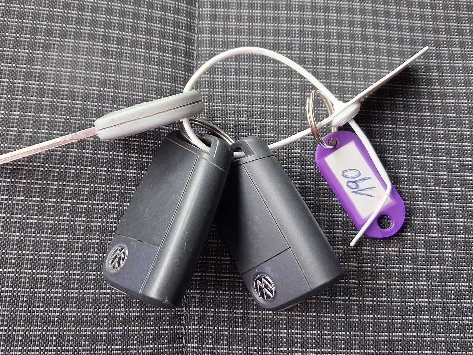 Volkswagen Transporter 2.0TDi  L2 9míst