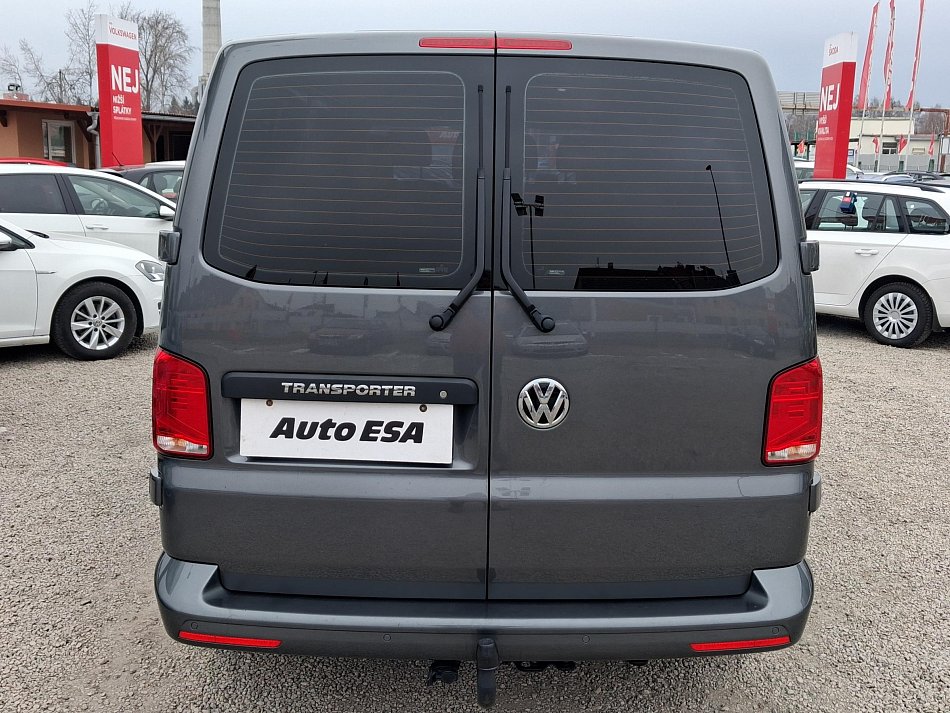 Volkswagen Transporter 2.0TDi  L2 9míst