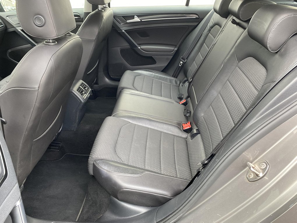 Volkswagen Golf 1.4TSi 