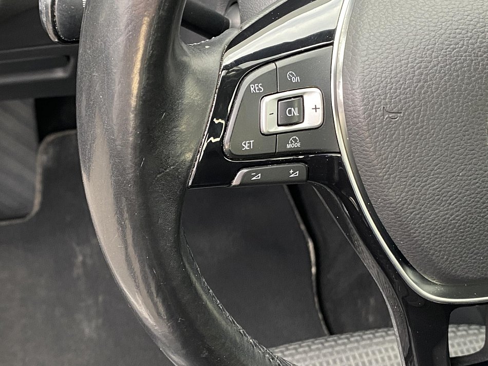 Volkswagen Golf 1.4TSi 