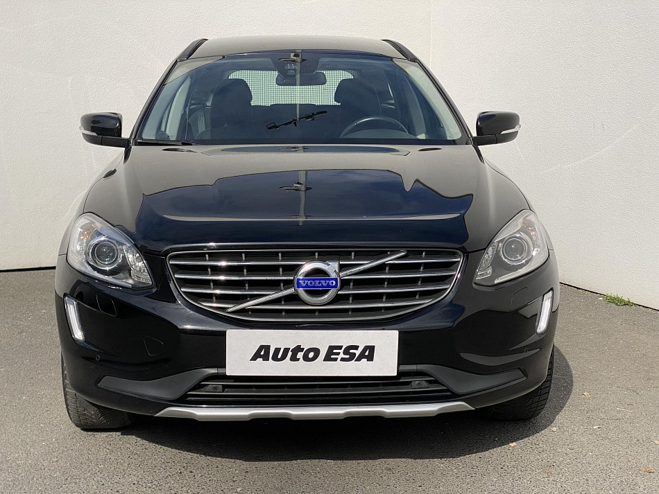 Volvo XC60 2.4 D4 Momentum AWD