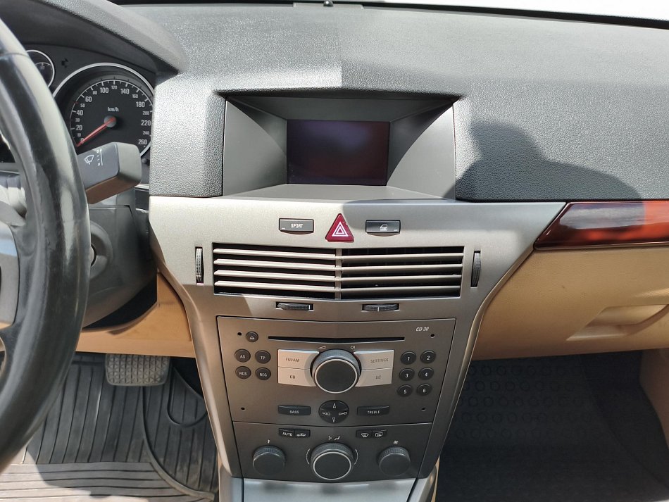 Opel Astra 1.6i 