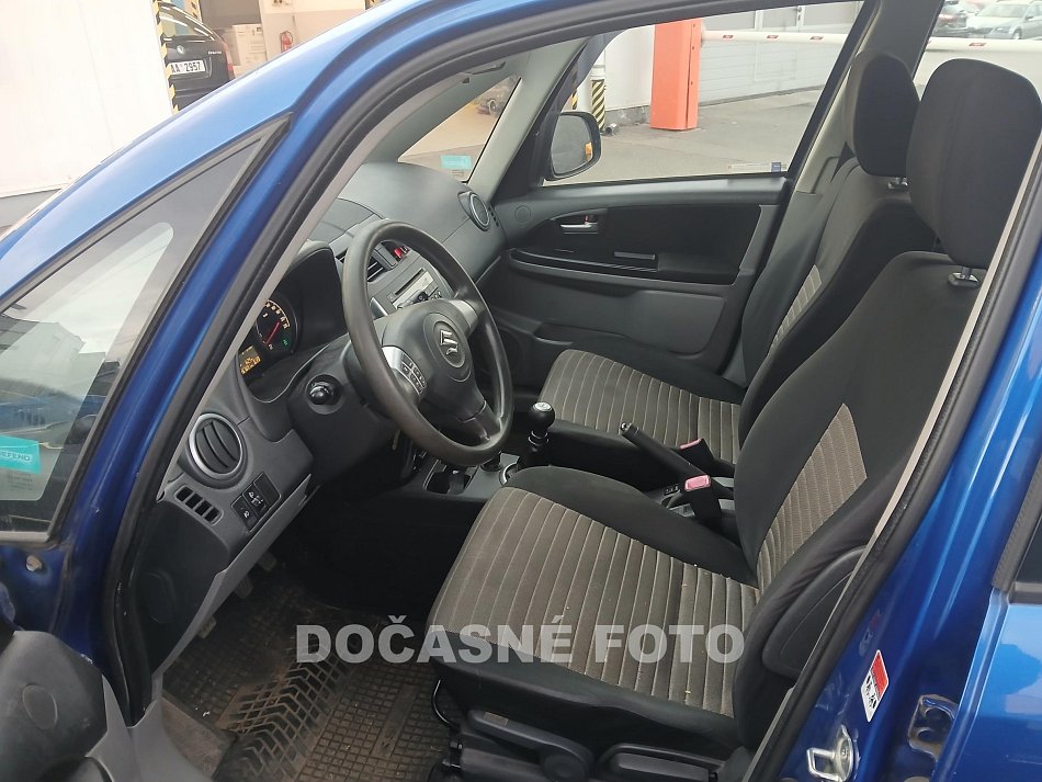 Suzuki SX4 1.6 i 