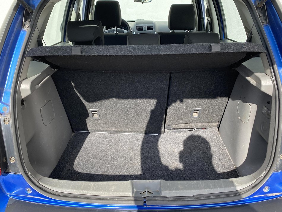 Suzuki SX4 1.6 i  4WD