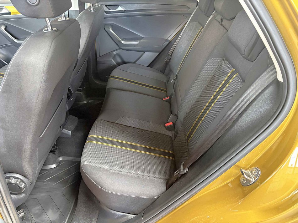 Volkswagen T-Roc 1.6 TDi Comfortline