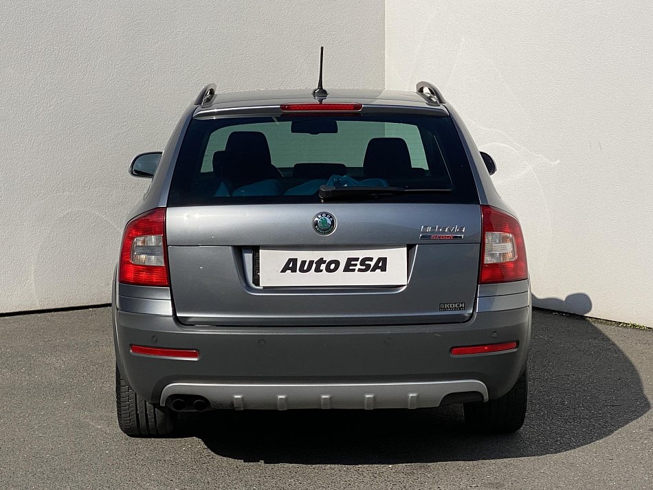 Škoda Octavia II 2.0 TDi Scout 4X4