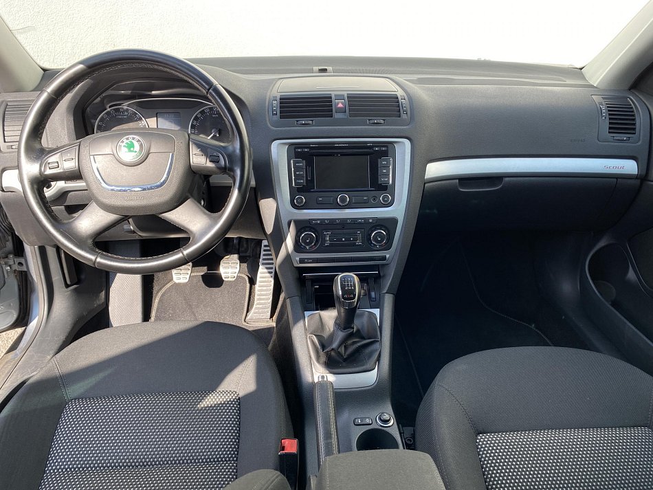 Škoda Octavia II 2.0 TDi Scout 4X4