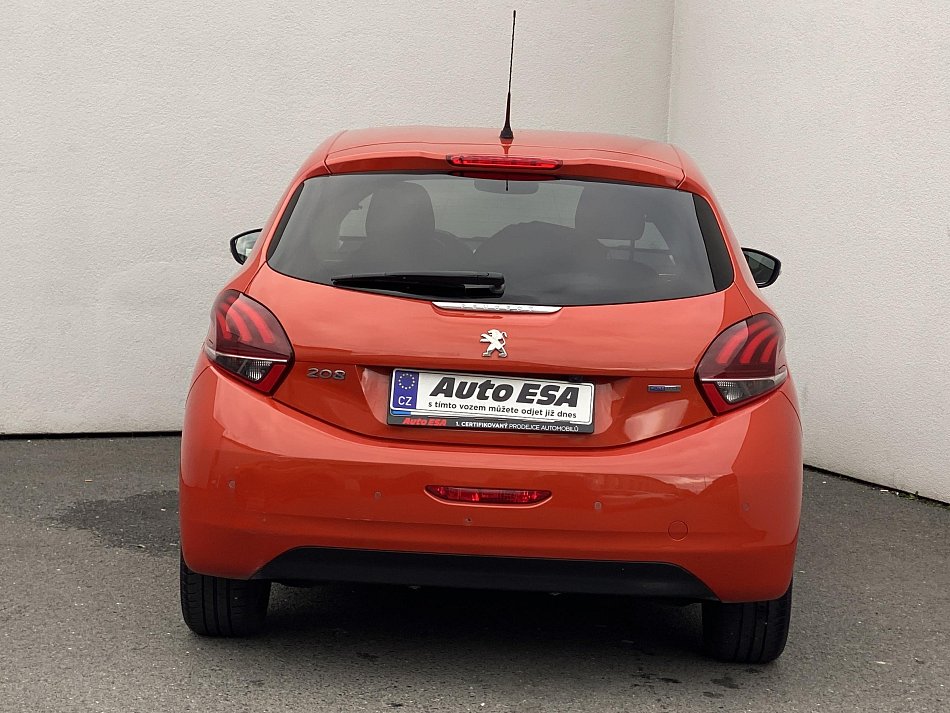 Peugeot 208 1.2PT 